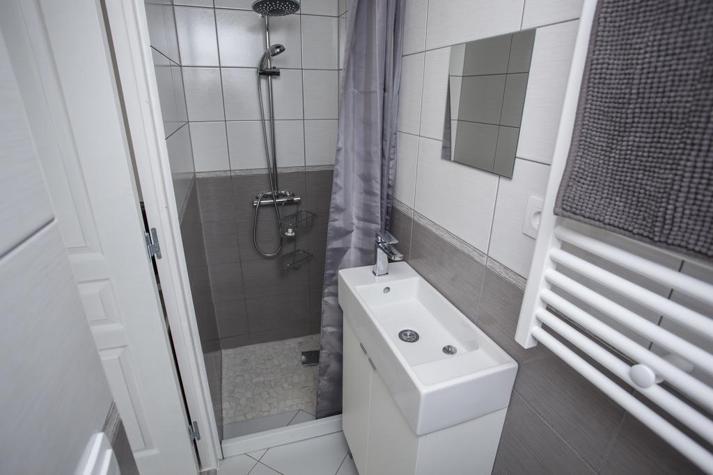 Villa Sunshine Бискарос-Плаж Екстериор снимка